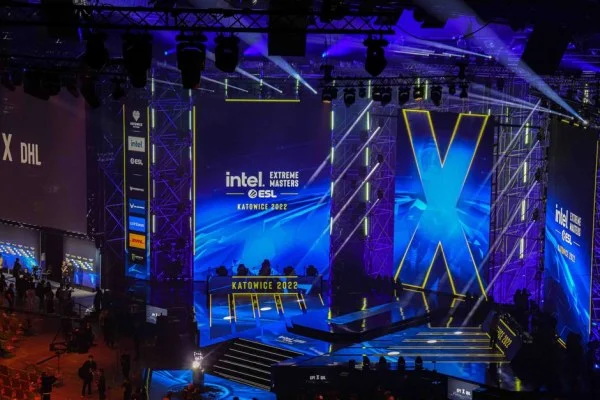 esports tournament crowd stage